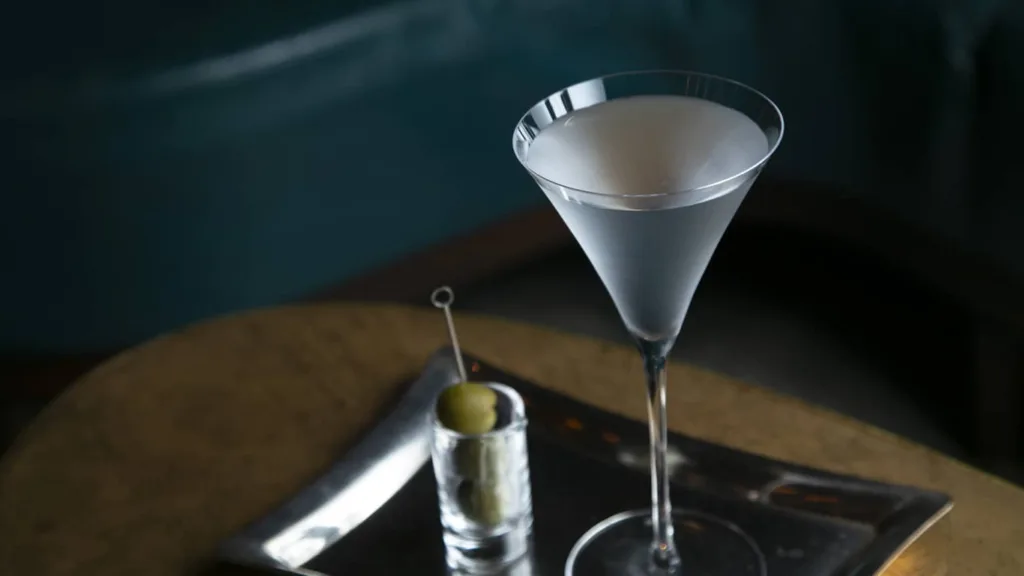 Charles H Speakeasy Unveils NYC-Inspired Cocktail 