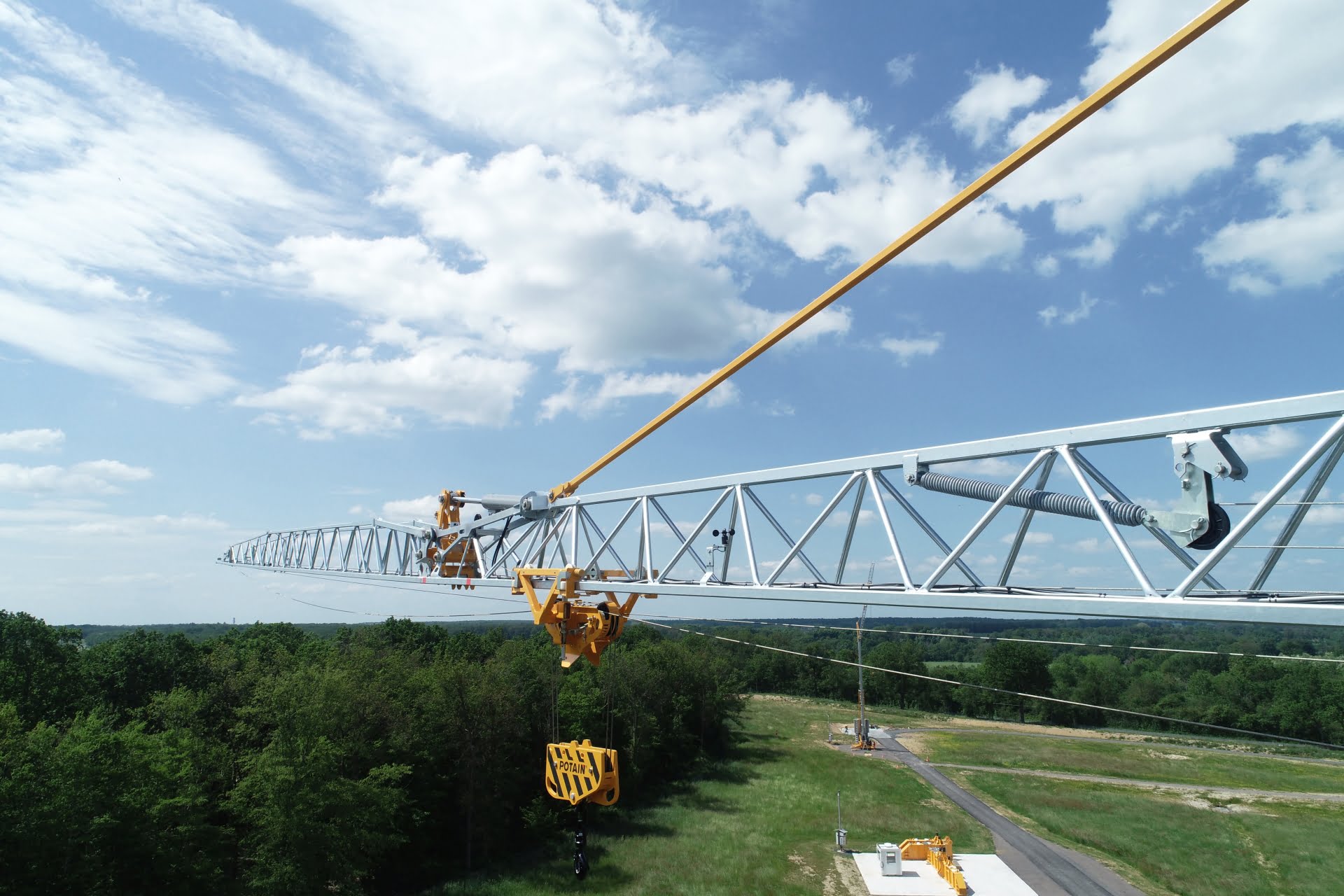 POTAIN Sets the Bar High with the Next-Gen Self-Erecting Evy Crane