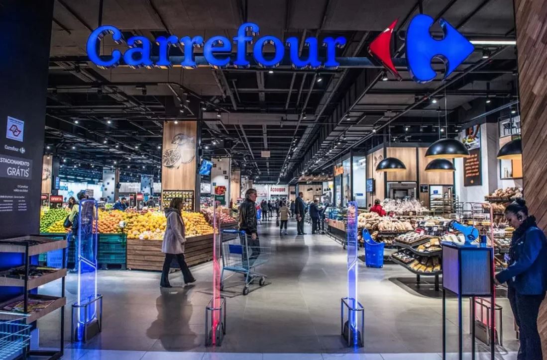 Carrefour Takes a Stand: Bids Farewell to PepsiCo Products Amid Soaring Prices