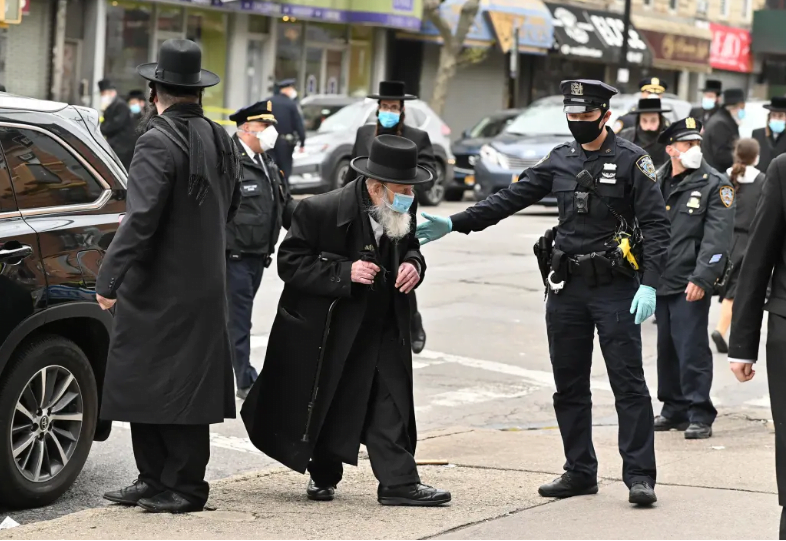 Hidden Tunnels, Brooklyn Synagogue, Jews